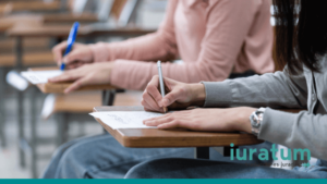 El requisito indispensable para ser traductor certificado en España: superar el examen que convoca la Oficina de Interpretación de Lenguas